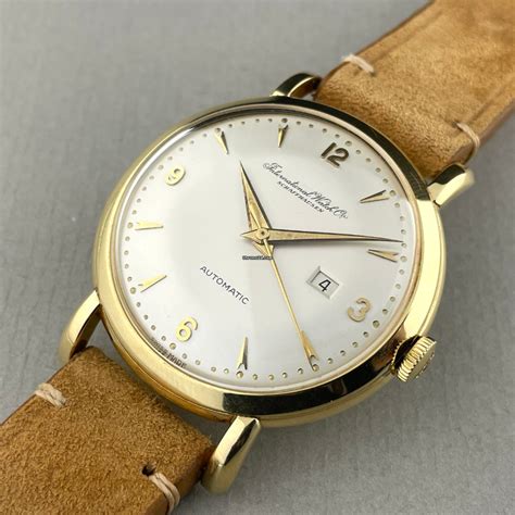 watch 8521 iwc|18K Gold Automatic Dress Watch 37mm Cal. 8521 .